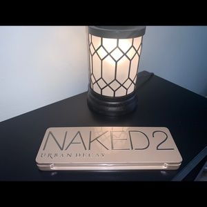 NAKED 2